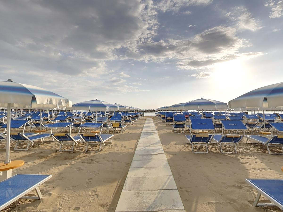 Hotel Buona Fortuna Bellaria-Igea Marina Exterior foto